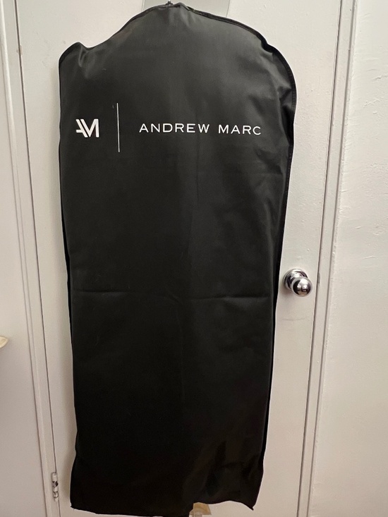 Andrew Marc Down Puffer w Hood NWT - Picture 11 of 11